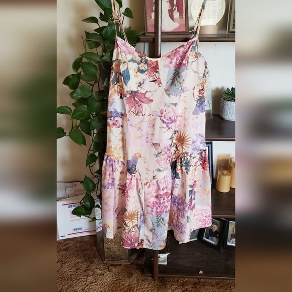 SHEIN Dresses & Skirts - Dress With Renaissance print